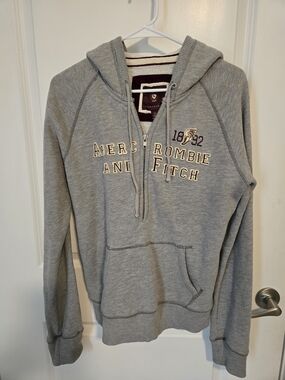 Abercrombie & Fitch Kid's Light Gray Zip Hoodie Sweatshirt Xl